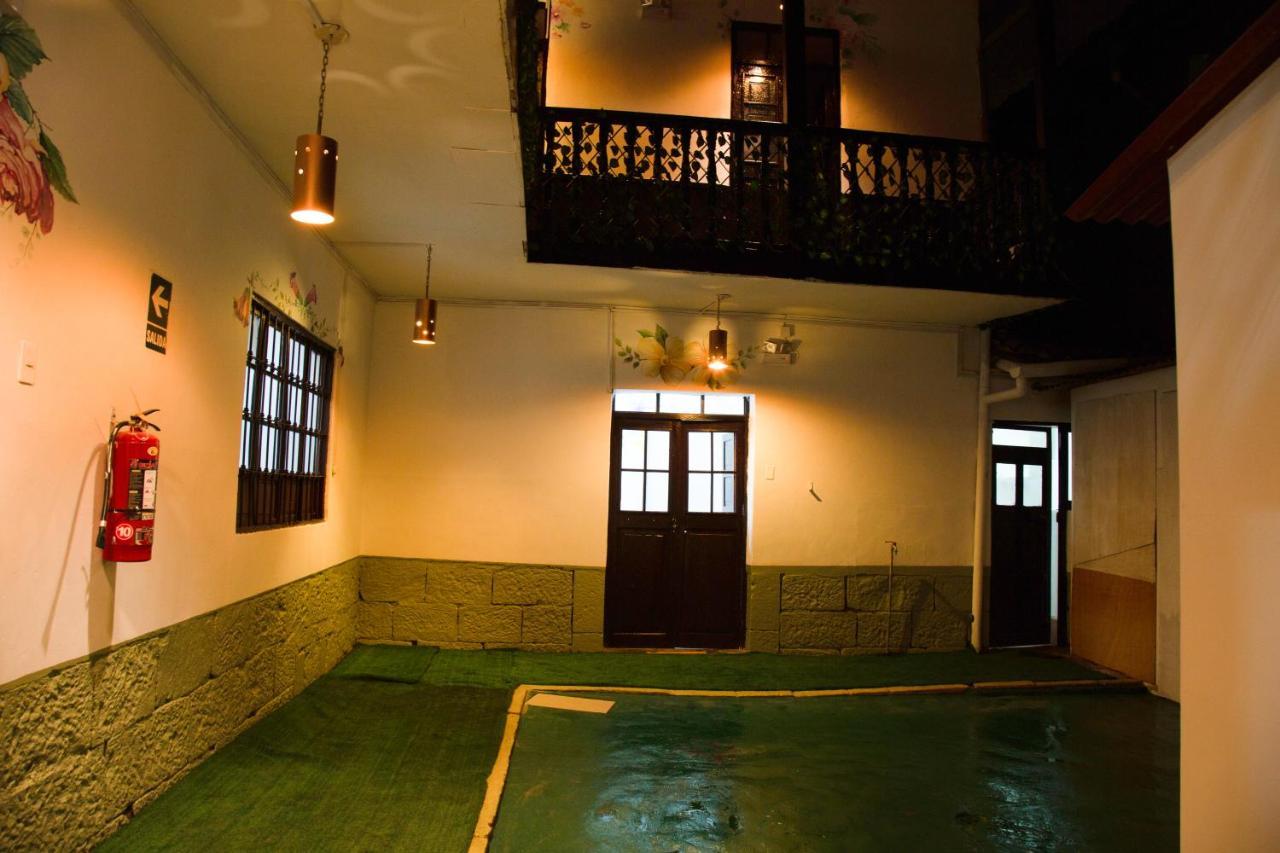 Tiyana House Bed & Breakfast Cuzco Exterior photo